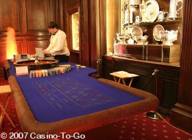 full-sized roulette table at Vitners Hall, London